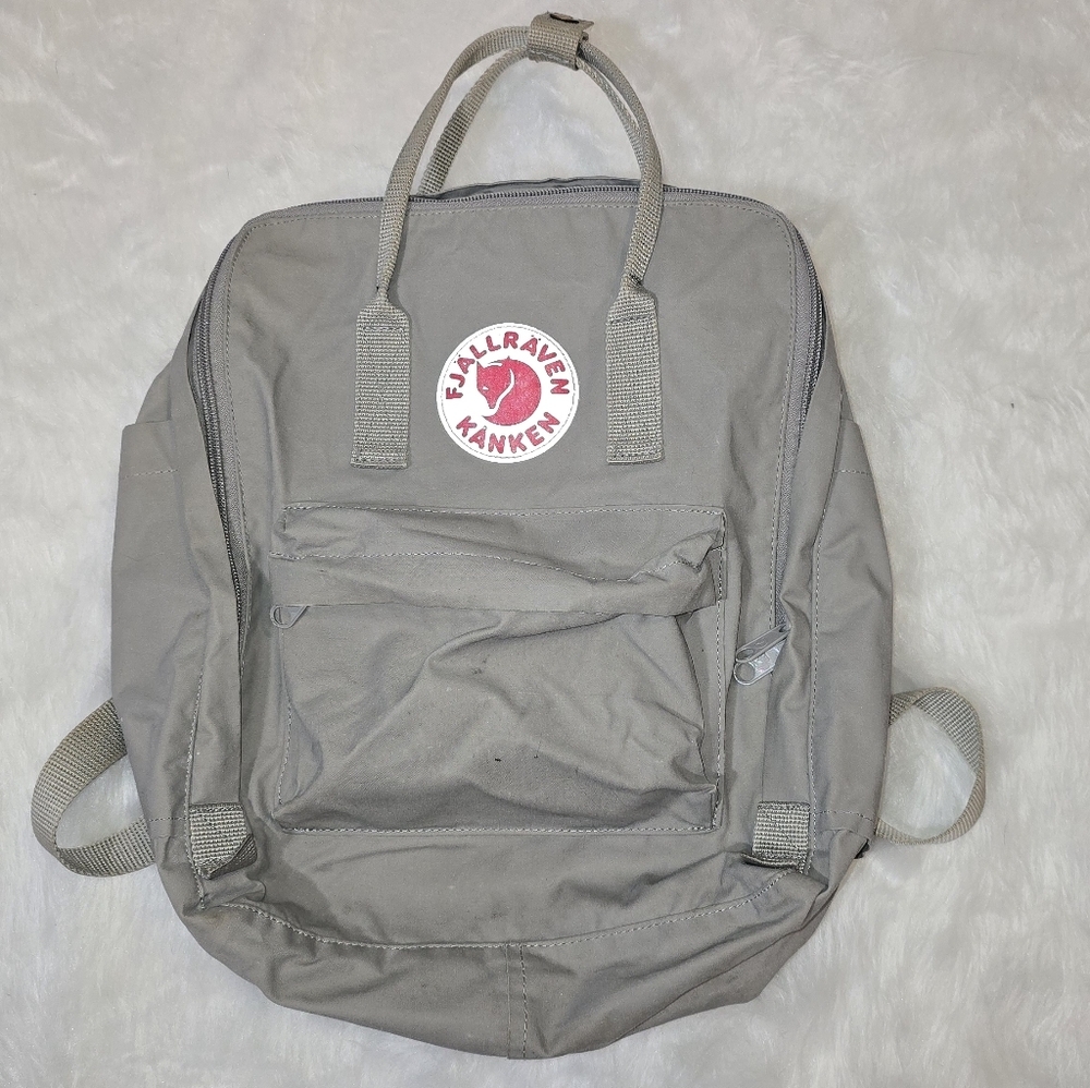 Fjallraven Kanken Gray Backpack